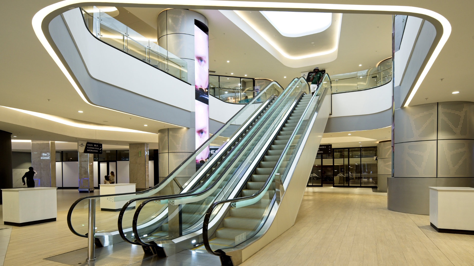 OCEANS UMHLANGA - RETAIL MALL